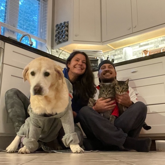 Meet your Posher, Lindsey - Picture 4 of 4